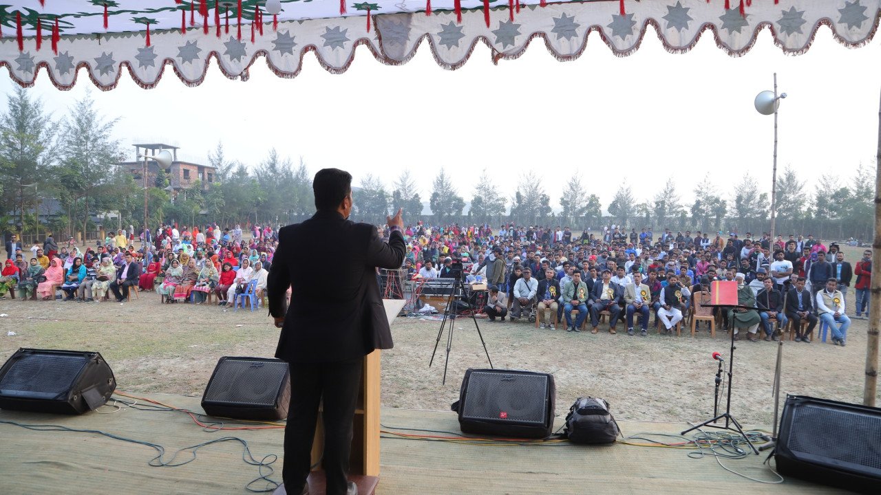 Picnic by Turag River